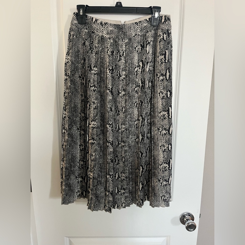 Black and White Snake Print Skirt